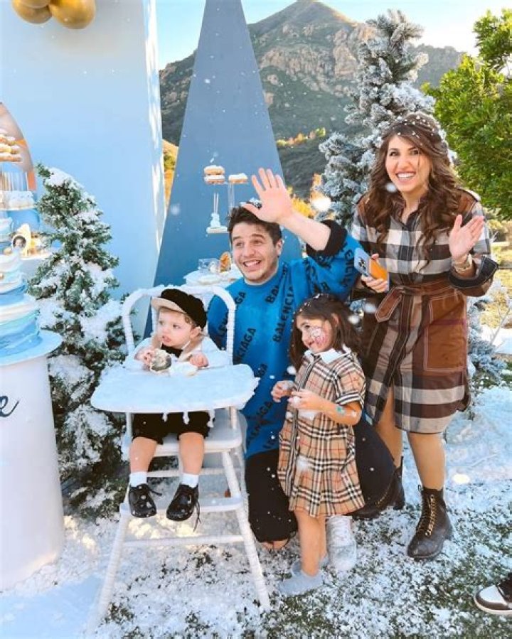 Valente Rodriguez Net Worth,age,height,family life,lifestyle