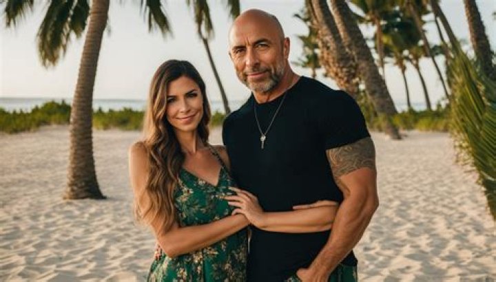 Who is Joe Riggs wife Lisa Riggs?